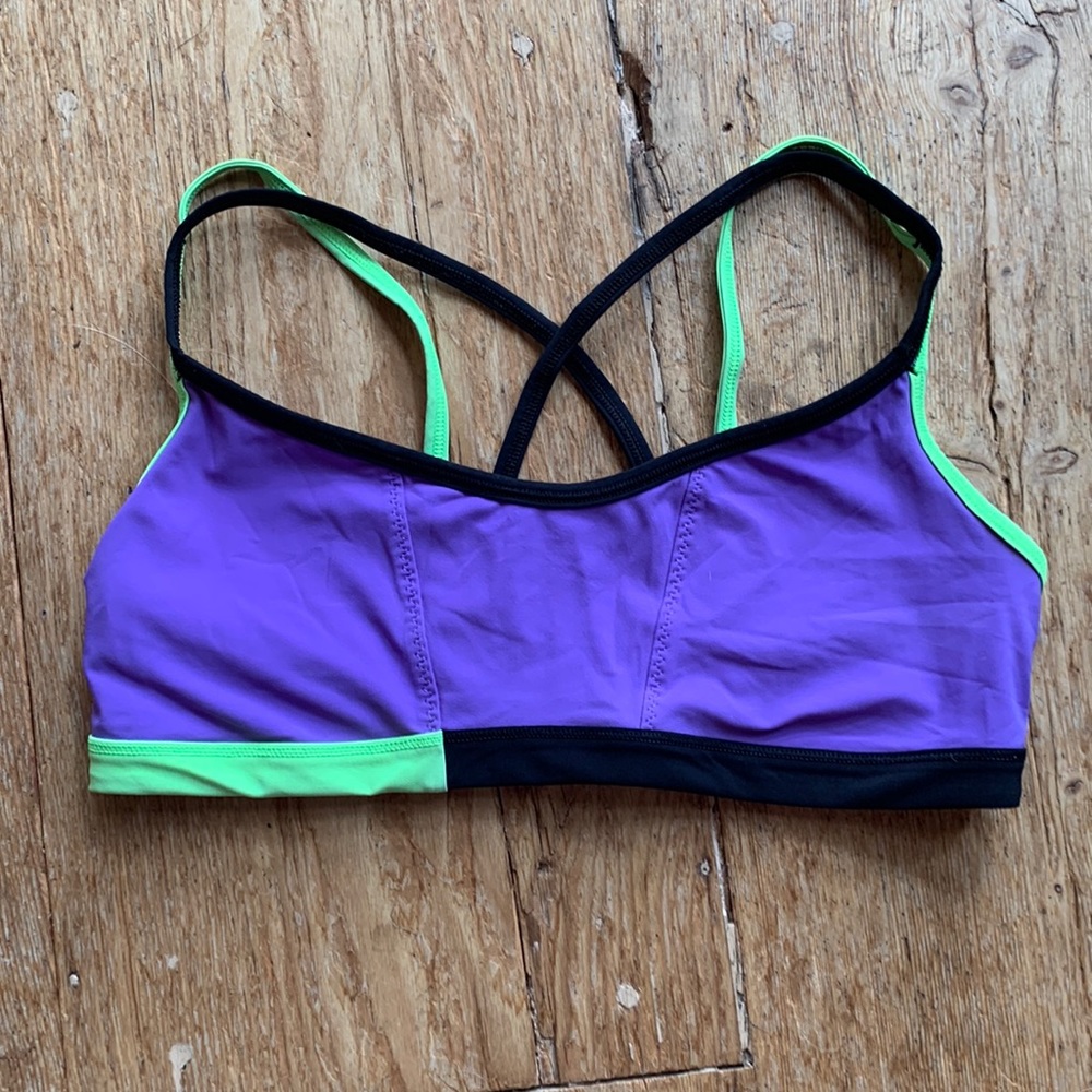 lululemon luxtreme sports bra